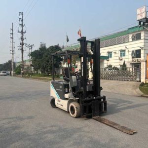 XE NÂNG ĐIỆN 2.5 TẤN UNICARRIERS FB25-8-01