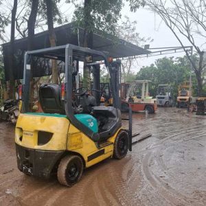 XE NÂNG DẦU 1 TẤN KOMATSU FD10T-20-01