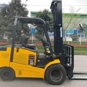 XE NÂNG ĐIỆN 3 TẤN KOMATSU FE30-1-01