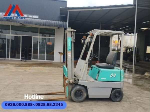 XE NÂNG ĐIỆN 9 TẠ KOMATSU FB09-3-01