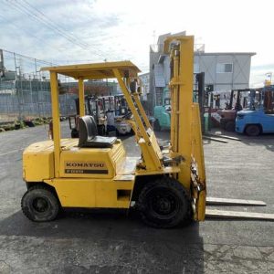 XE NÂNG DẦU 2 TẤN KOMATSU FD20-10-01