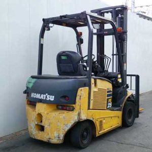 XE NÂNG ĐIỆN 2.5 TẤN KOMATSU FE25-1-02