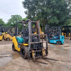 XE NÂNG DẦU 3 TẤN KOMATSU FD30T-16-01